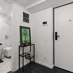 Noa Boutique Beautiful Penthouse With Private Parking Βουκουρέστι