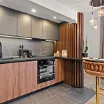 Διαμέρισμα Noa Boutique Beautiful Penthouse With Private Parking Βουκουρέστι