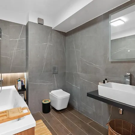 Noa Boutique Beautiful Penthouse With Private Parking Apartment