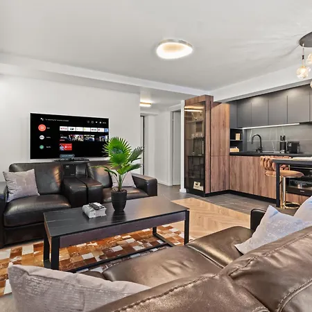 Appartamento Noa Boutique Beautiful Penthouse With Private Parking Bucarest