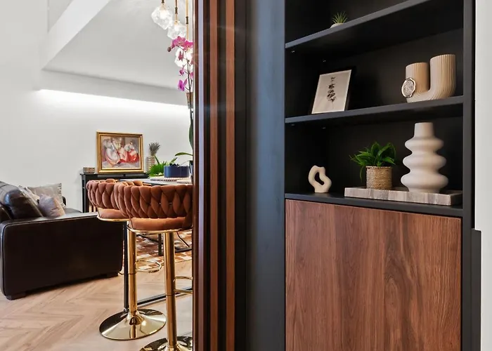 Apartmán Noa Boutique Beautiful Penthouse With Private Parking *