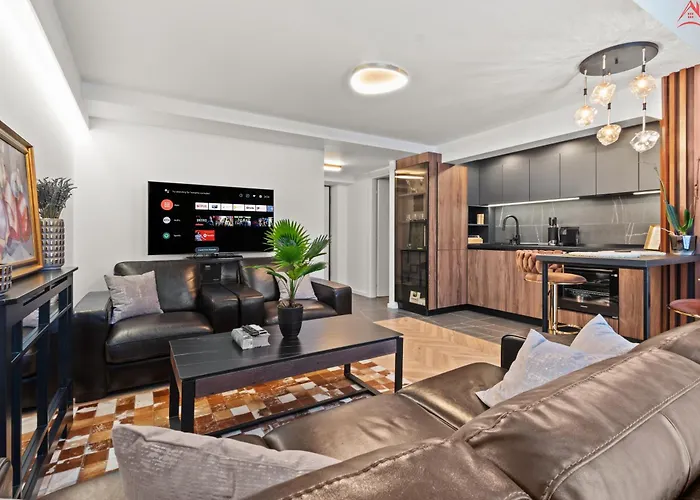 アパート Noa Boutique Beautiful Penthouse With Private Parking ブカレスト