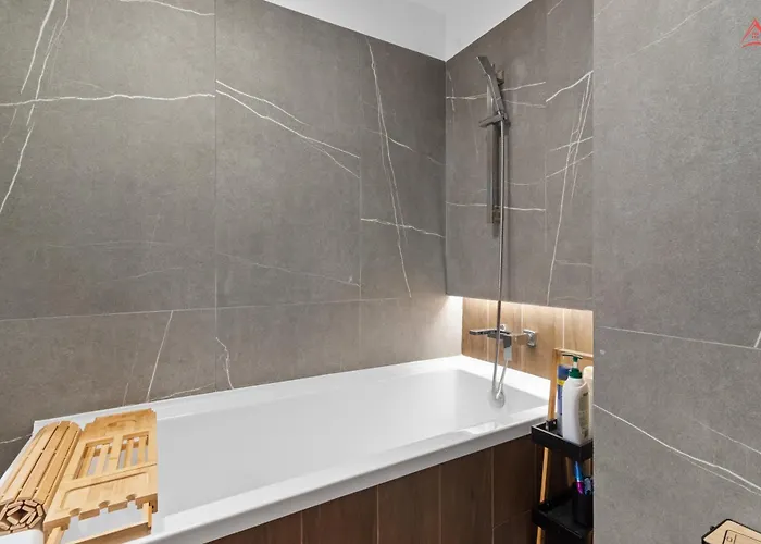 Noa Boutique Beautiful Penthouse With Private Parking 부쿠레슈티