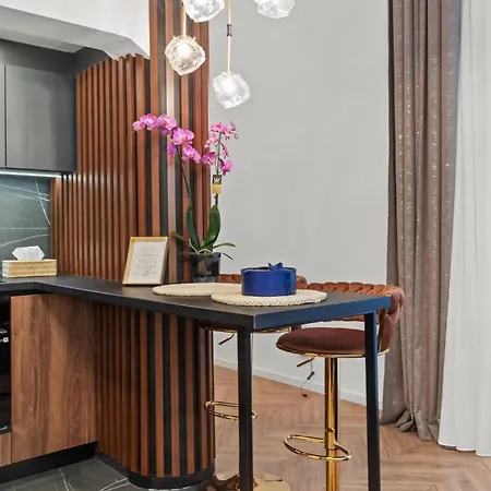 Apartment Noa Boutique Beautiful Penthouse With Private Parking *