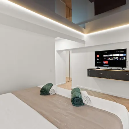 Noa Boutique Beautiful Penthouse With Private Parking * Bükreş